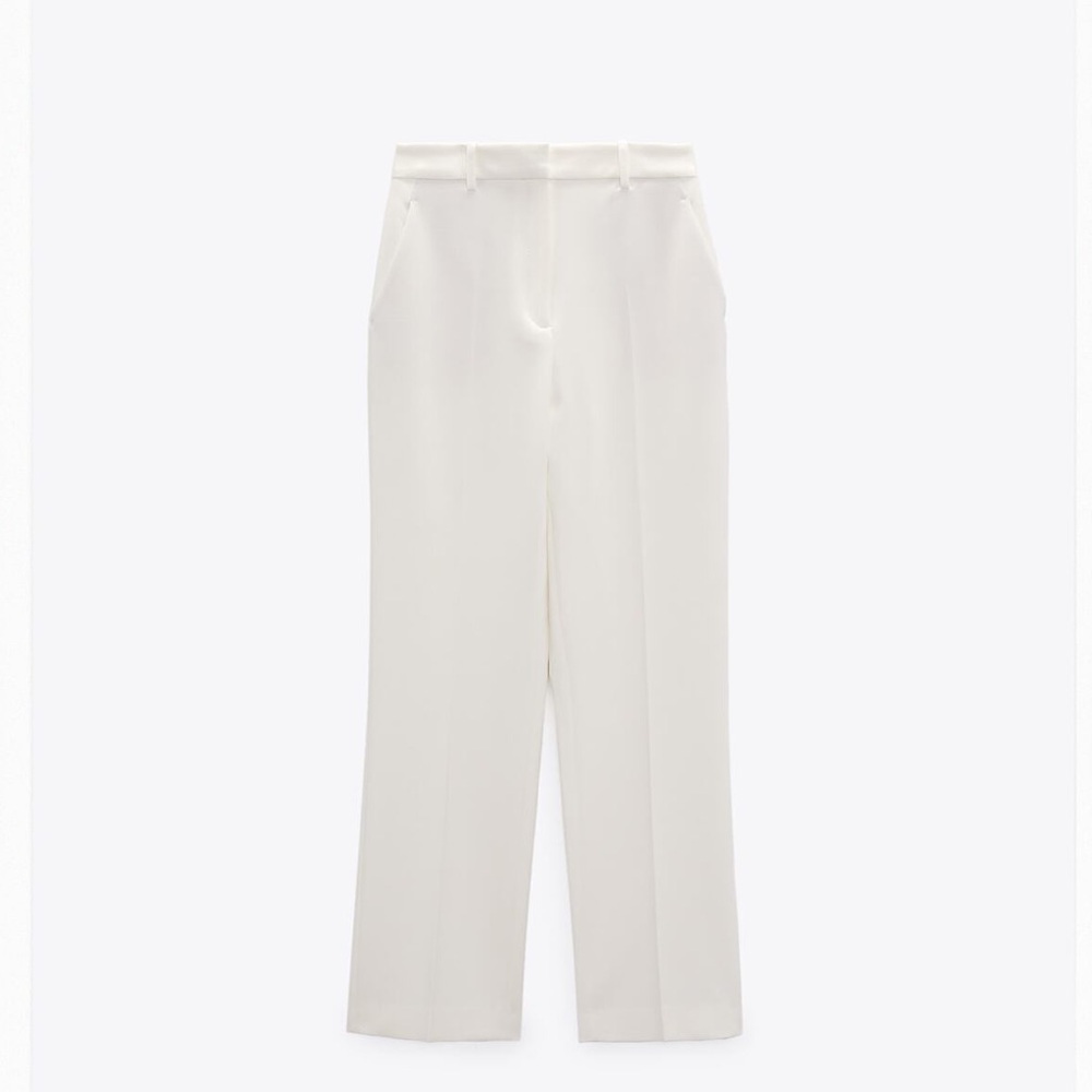 Chic white Zara Trousers